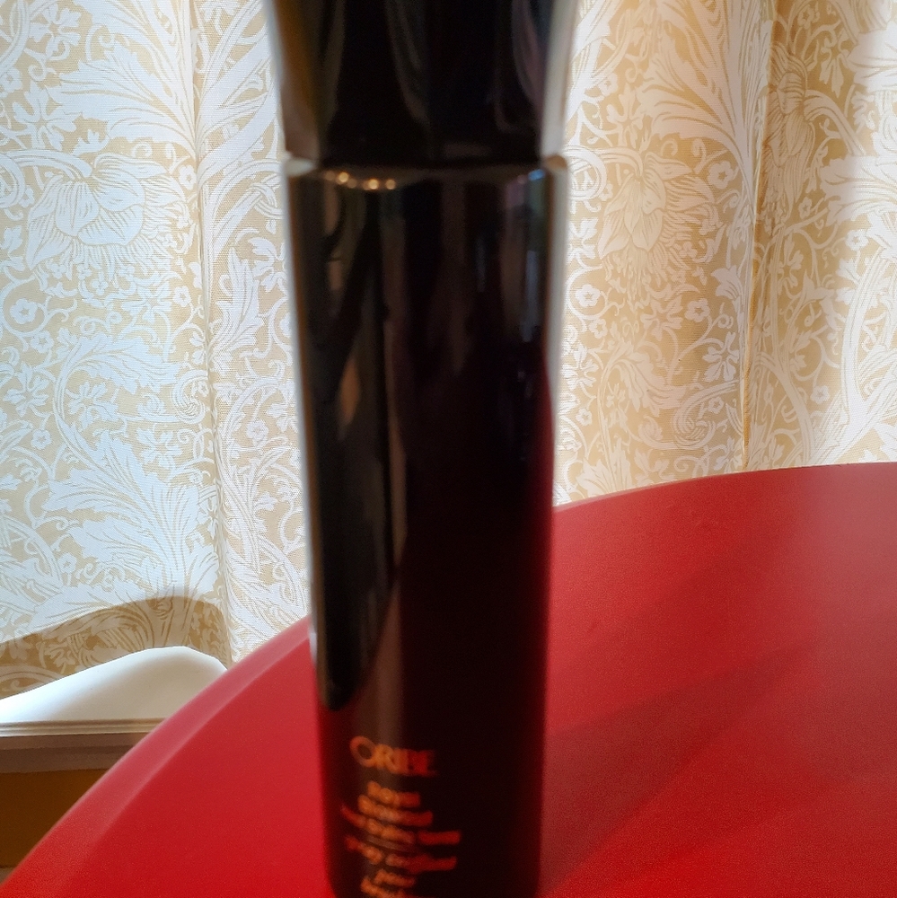 Oribe Royal Blowout Heat Styling Spray